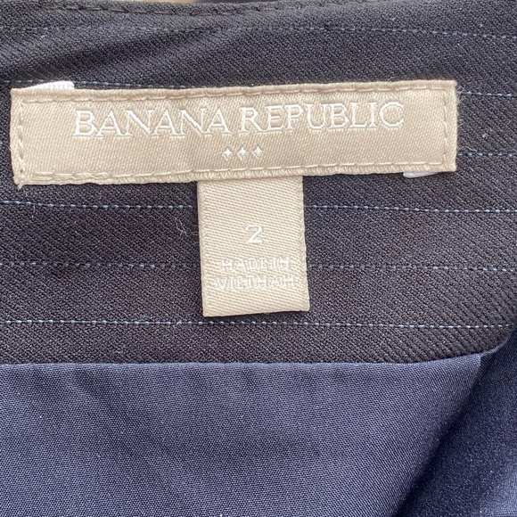 Pinstriped Banana Republic Pencil Skirt. - Picture 3 of 5